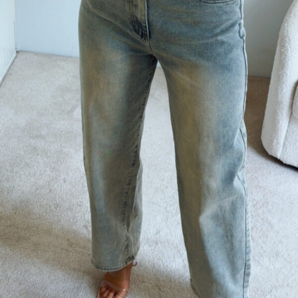 {"eId":"253376120051738","CameraPosition":1}