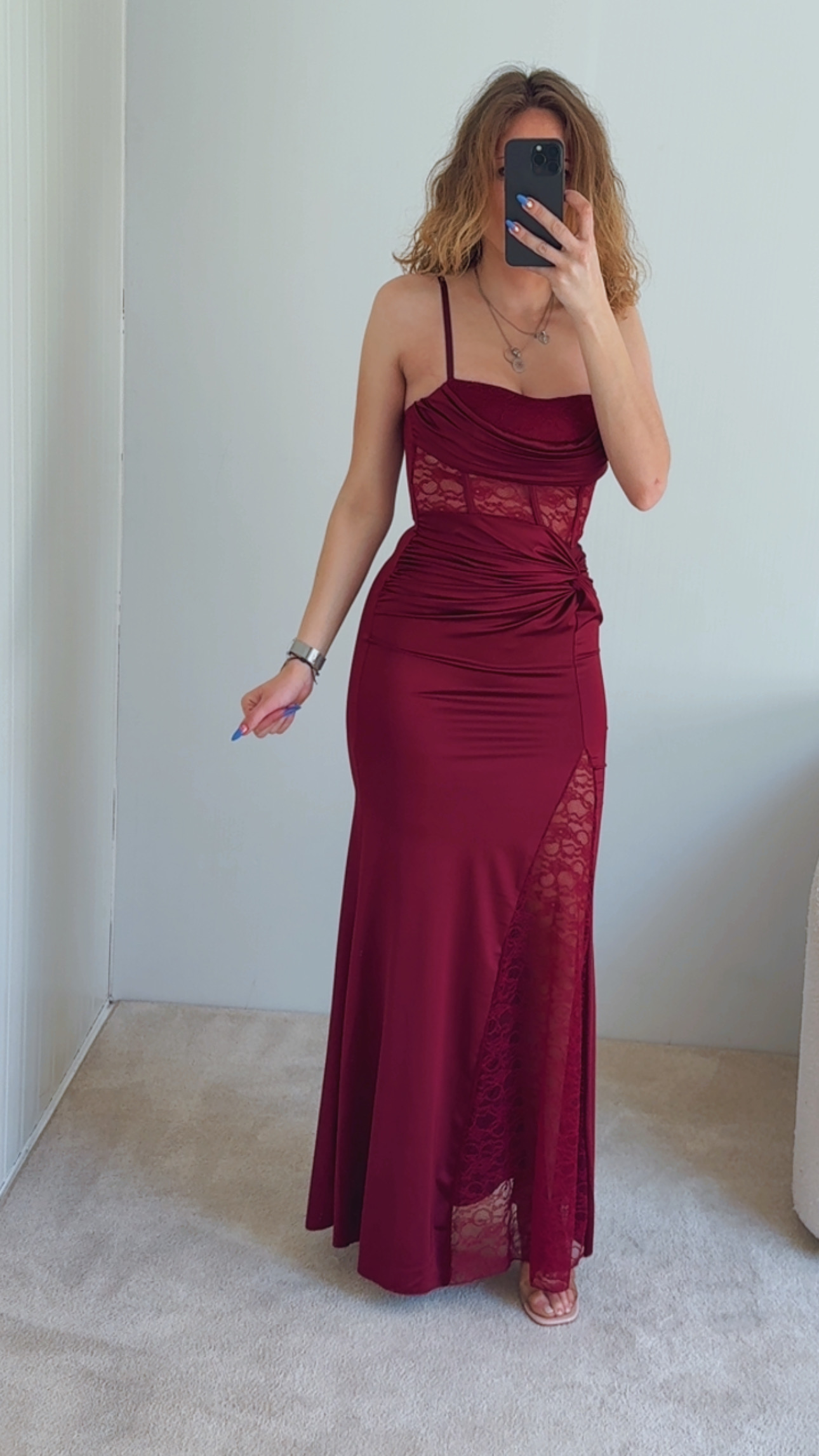 {"eId":"253376120051738","CameraPosition":1}